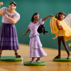 Encanto Deluxe Figurine Playset -Magical Ears Collectibles Shop 460062217455 2