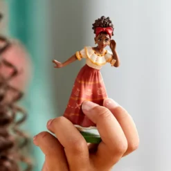 Encanto Deluxe Figurine Playset -Magical Ears Collectibles Shop 460062217455 3