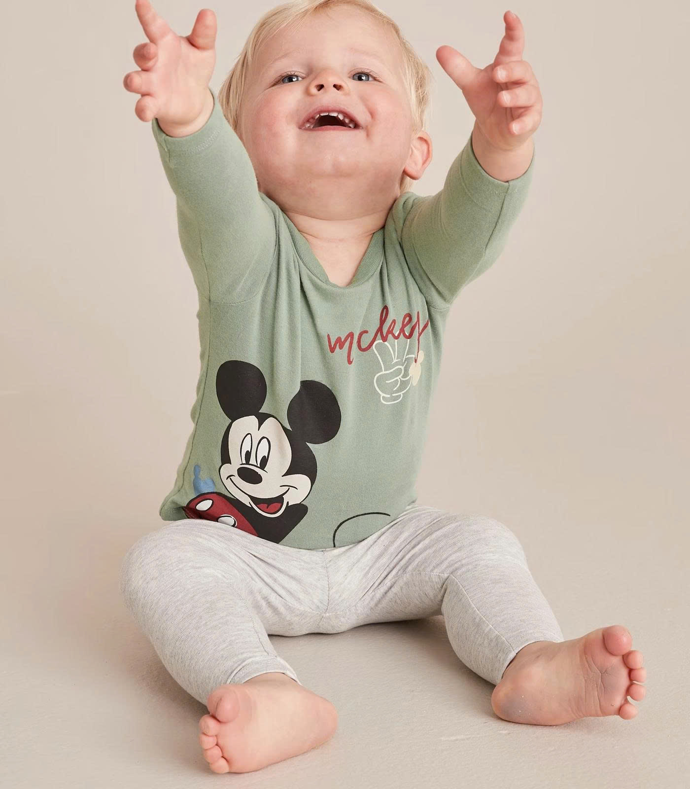 Magical Ears Collectibles Shop -Magical Ears Collectibles Shop z7072449781397 b4d47be17cd1283d3ddc8c7e8a735f8e